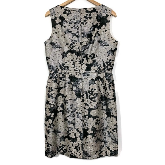 Tahari Arthur Levine Metallic Floral Gray Beaded Cocktail Dress Size 12 - Picture 8 of 10